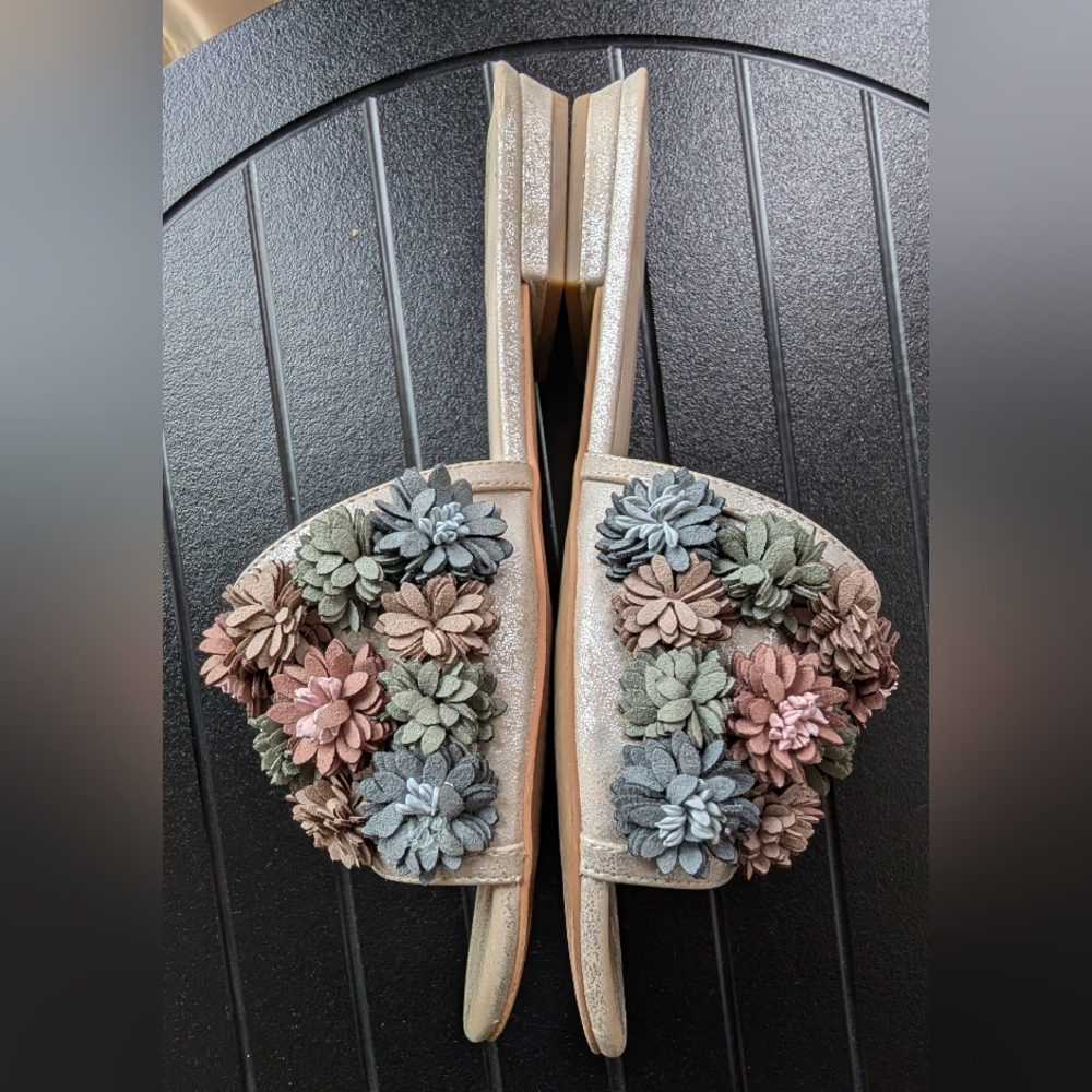 Liendo Rioja Floral Slides - Picture 5 of 11